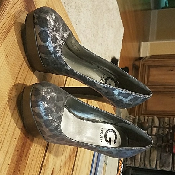 Shoes - Picture 3 of 5